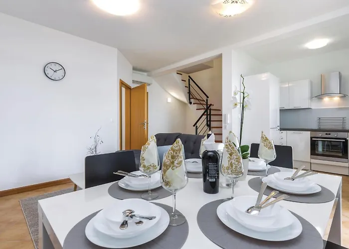 3 Bedroom In *