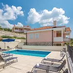 3 Bedroom In