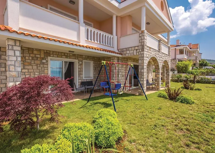 3 Bedroom In *
