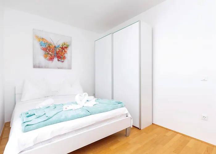 Daire 3 Bedroom In Crikvenica